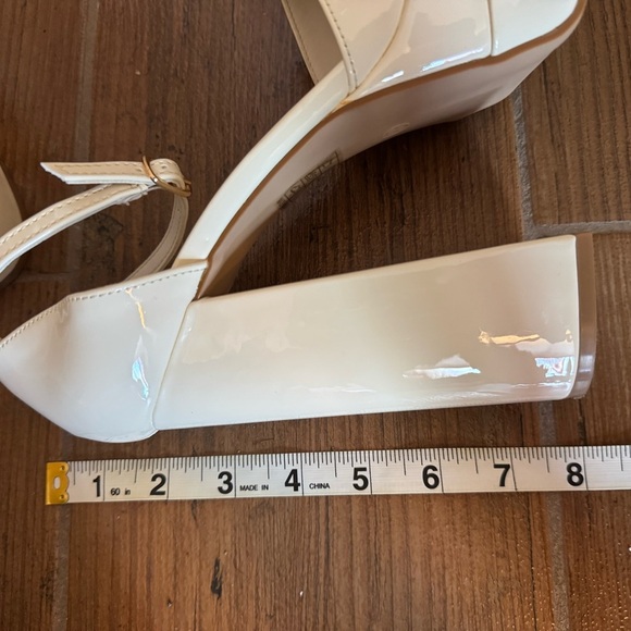 White Platform Shoes with Chunky Heel and Ankle Strap - Picture 2 of 8